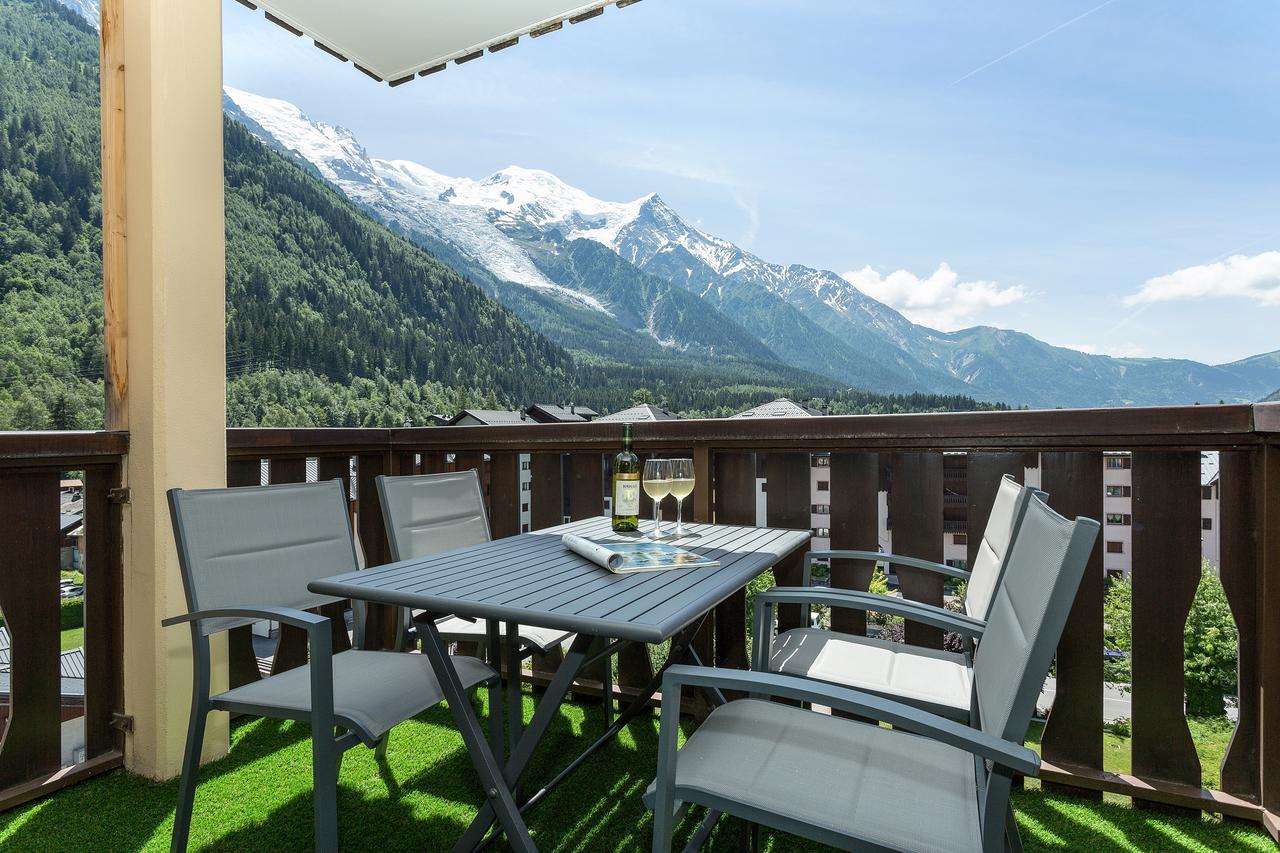 Apartment Aiglons - Central Chamonix Mountain Haven Eksteriør bilde